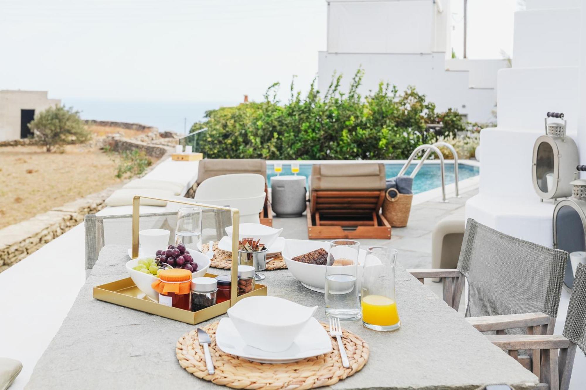 Villa Arades Sifnos With Private Pool อพอลโลเนีย ภายนอก รูปภาพ